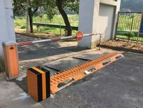 免埋式钢刀破胎器,新疆公安检查站破胎器,山西监狱路障,广东监狱AB门路障机