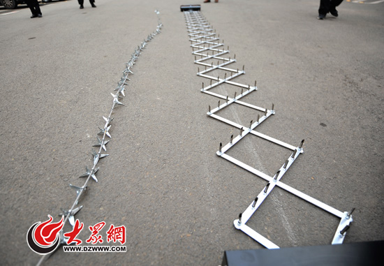 济南交警配备新型破胎器 可遥控启动覆盖3个车道_采访中心_大众网