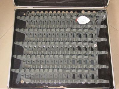 破胎器手提箱装的重吗?手动的破胎器使用起来会不会不方便的?