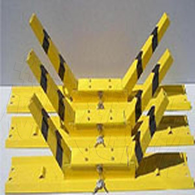 专业交通管控设备供应 破胎器、阻车器与车轮锁详解