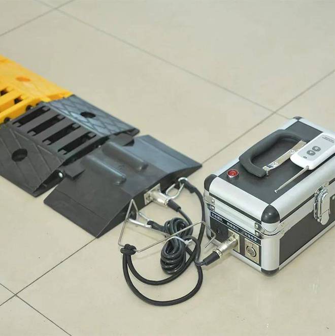 阻车破胎器的应用与作用解析