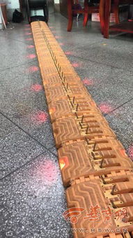 酒驾司机汉中路段侥幸逃逸，交警启用破胎器精准拦截